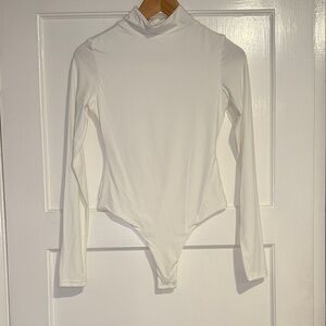 Elegant White Long Sleeve Bodysuit